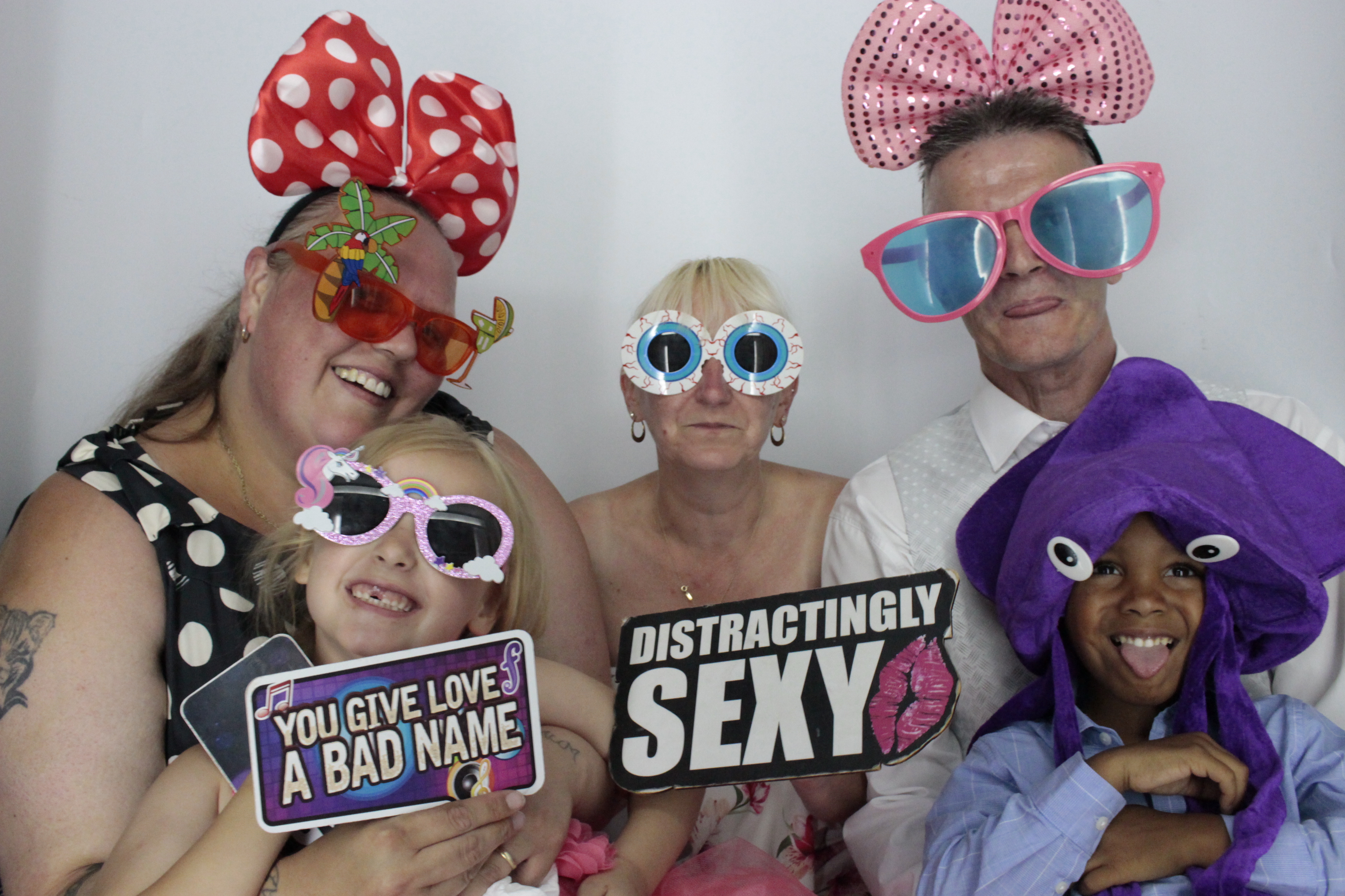 Richard & Karen's Wedding Reception | View more photos from the event at gallery.myphotoboothexperience.co.uk/u/MyPhotoBoothExperienceLtd/Richard-Karens-Wedding-Reception